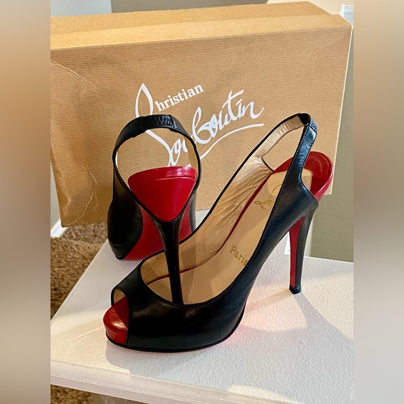 🔥 Christian Louboutin Black Leather Platform Peep Toe Heels Pumps Shoes 🔥 - Picture 3 of 10